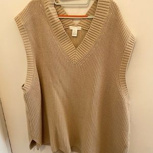 H&M barely worn Sweater Vest